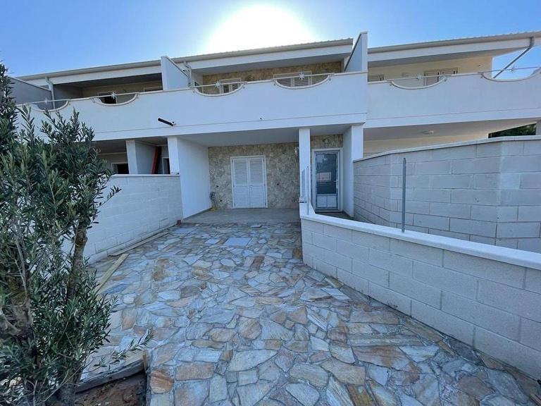 Residence Le Maree Porto Pino Exteriör bild